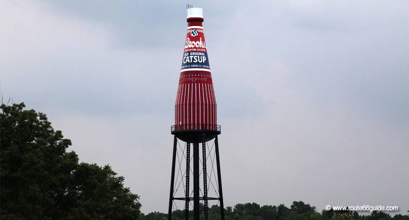 A giant bottle of ketchup in Collinsville IL