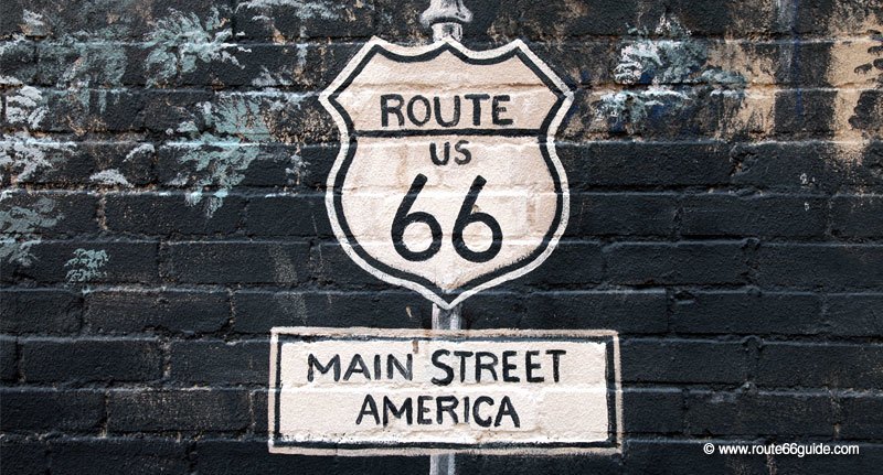 Main Street America mural in Webb City, MO