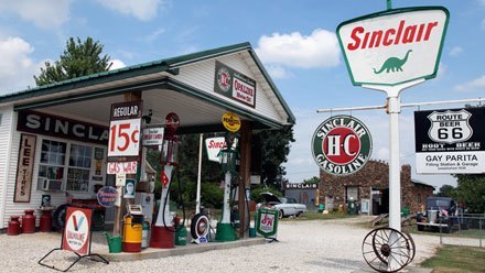 Sinclair Gas station, Paris Springs MO